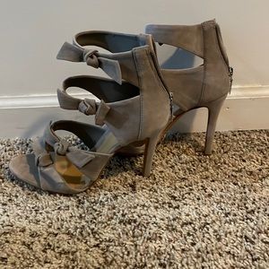 SCHUTZ women’s Miranda heeled sandal